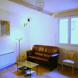  Hébergement de vacances Le Bastidon De Louis, Sur La Sorgue